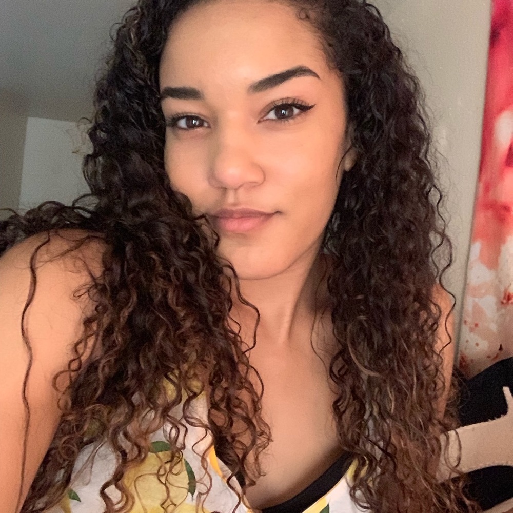 Meet your Posher, Emma